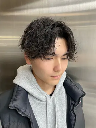 パーマ メンズ ツーブロ刈り上げ 小野寺望叶のヘアスタイル