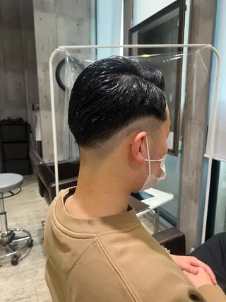 ショート カラー パーマ ヘアアレンジ メンズ キッズ ネイル マツエク・マツパ アイブロウ MODEK's西宮店 マネージャー神道有基のヘアスタイル