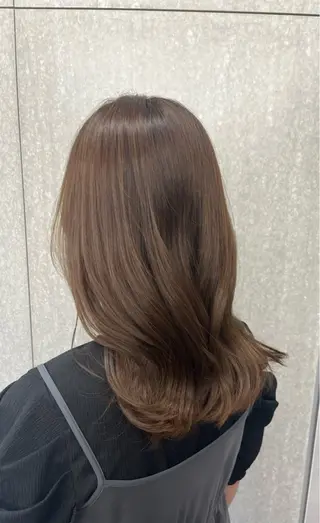 ロング 森田 璃暖のヘアスタイル
