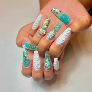ネイル Sunny Bunnのネイルデザイン
