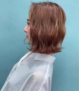 ミディアム カラー JILL ユキのヘアスタイル