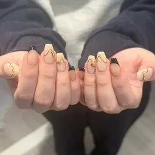 ネイル muguet所属・nonoka 🌙のネイルデザイン