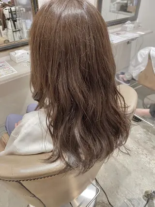 セミロング カラー 美髪・髪質改善 有田怜平のヘアスタイル