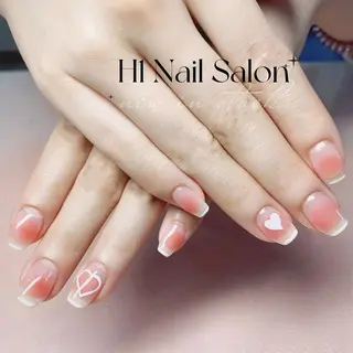 ミディアム H1 ネイル サロンのネイルデザイン