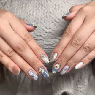 ネイル 徳山 里美のネイルデザイン