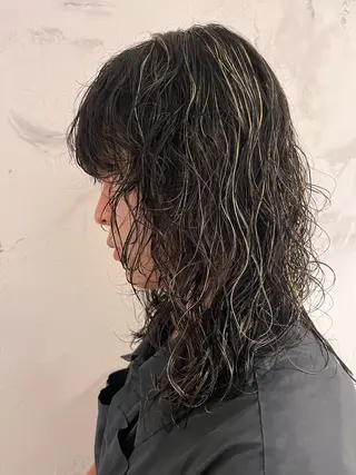 カラー Vicky オリーブ メンズカジュアルのヘアスタイル