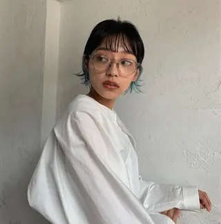 ミディアム カラー 美髪・シールエクステ ホソタニリョウコのヘアスタイル