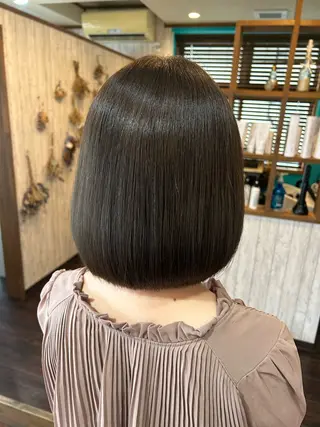 ショート カラー 早坂 さくらのヘアスタイル
