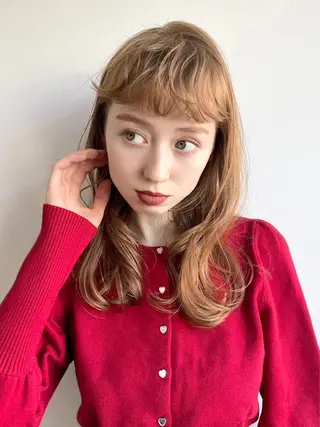 セミロング カラー ツキノキ ミナのヘアスタイル