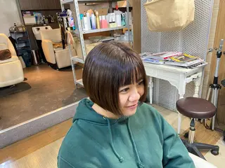 カラー sora所属・廣瀬 瞳のヘアスタイル