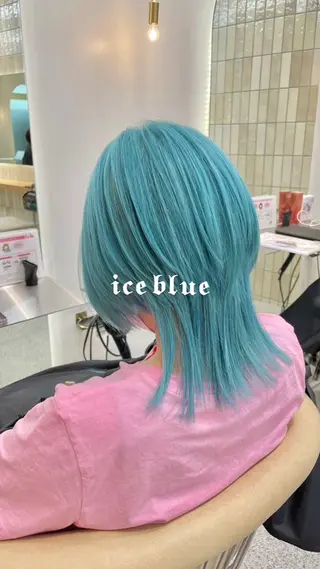 カラー Reve by Lond仙台所属・ブリーチ6000 円派手髪 ハイトーンのヘアスタイル