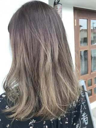 ミディアム カラー レイヤーカット匠 イソザキノリユキのヘアスタイル