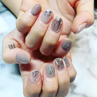 ネイル UrakoNail 《nail》のネイルデザイン