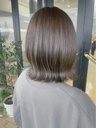 ミディアム 藤本 静香のヘアスタイル