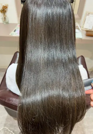 ロング 井上 美春のヘアスタイル