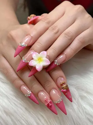 ネイル Nie Nail Salon所属・Nie Nail Shinokuboのネイルデザイン
