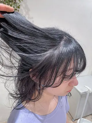 ミディアム 似合わせカット ▫️イチカ🌻のヘアスタイル