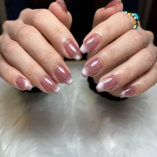 ネイル Nail salon RAVE所属・Kinjo Shionのネイルデザイン
