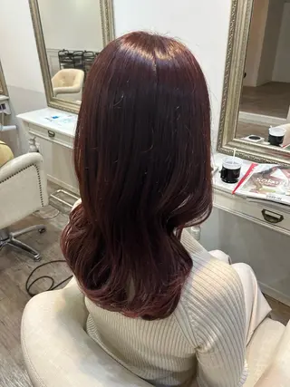 セミロング カラー roussy.所属・roussy. renkaのヘアスタイル