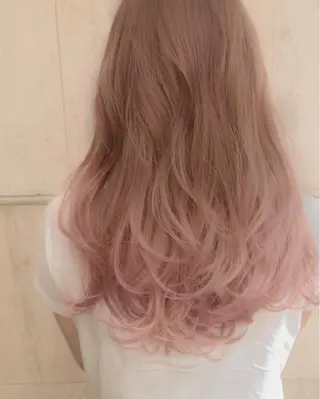 ロング カラー パーマ ヘアアレンジ ネイル ハイトーンこそキレイ に◎佐藤雄太のヘアスタイル