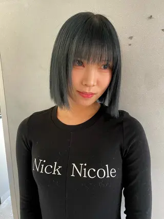 ショート カラー Nalu pu loa hachi所属・金尾 凜のヘアスタイル