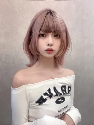 ミディアム karin ボブハイトーンのヘアスタイル