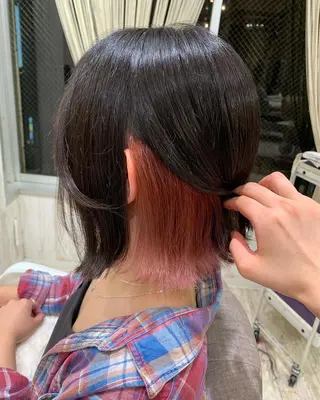 カラー おのだ あやなのヘアスタイル
