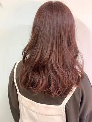 セミロング 鈴木 美穂のヘアスタイル