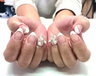 ネイル 吉村 美咲のネイルデザイン