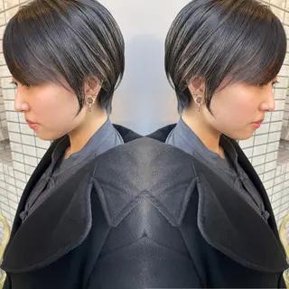 ショート StellA所属・アートディレクター ワダヒサノリのヘアスタイル