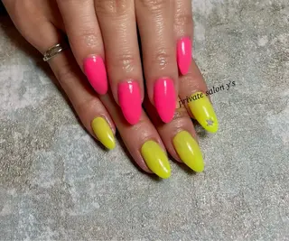 ネイル y' sのネイルデザイン