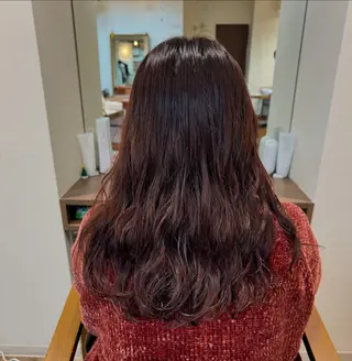 セミロング パーマ 韓国風🇰🇷レイヤ ーKEI🇰🇷のヘアスタイル