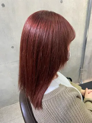 セミロング カットモデル/ 吉本　彩夏のヘアスタイル