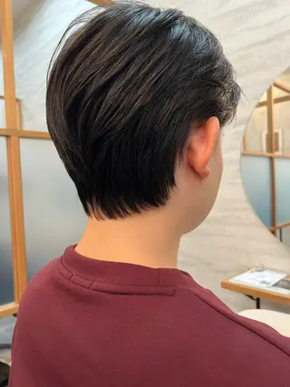 ミディアム 岩井 駿のヘアスタイル