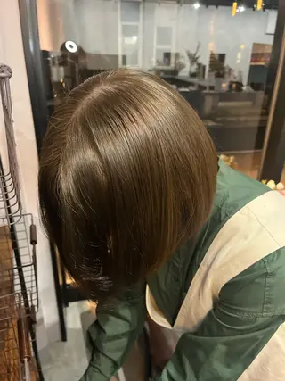 カラー レイヤー 東実桜のヘアスタイル