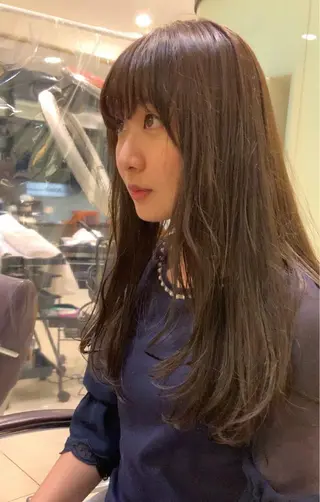 カラー タンバルモリパーマ 礒井メンキのヘアスタイル