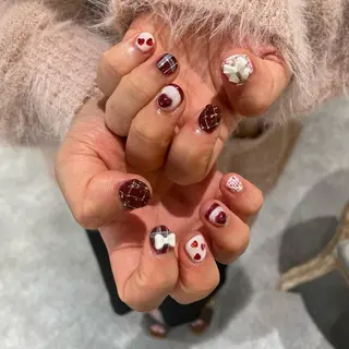 ネイル ハイトーン🦄ネイル 💞のぶちのネイルデザイン