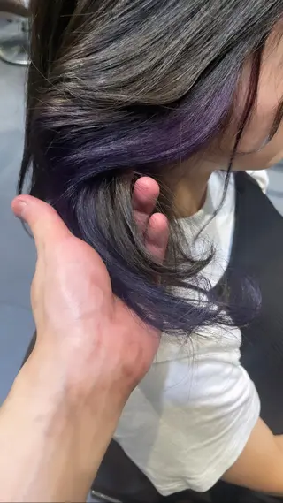 ミディアム ブリーチ＆縮毛矯正 🧸tomoki🧸のヘアスタイル