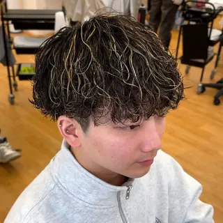パーマ メンズ become men’s hair名駅店所属・【メンズ特化美容師】 大河内 名駅のヘアスタイル