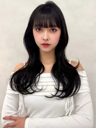セミロング 🇰🇷韓国ヘア🤍 副店長/栗田のヘアスタイル
