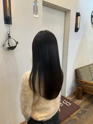 ロング カラー 清水 こなねのヘアスタイル