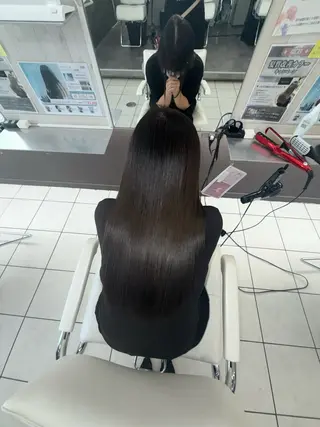 ロング 白井 音葉のヘアスタイル