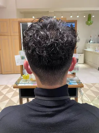 カラー パーマ ヘアアレンジ メンズ メンズパーマの巨匠 鈴木純のヘアスタイル