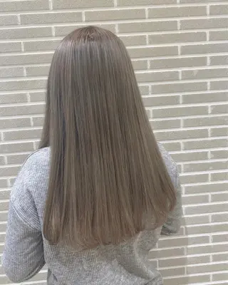 ロング 植田 菜月のヘアスタイル