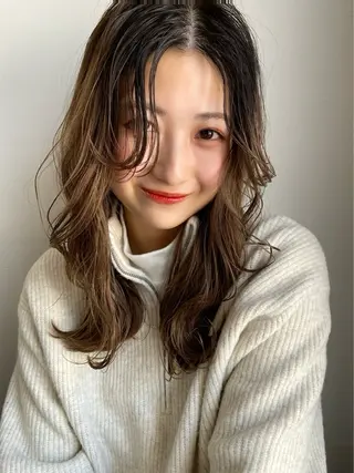 セミロング flammeum 高崎のヘアスタイル