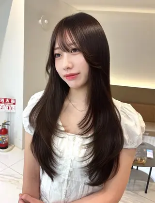 ロング レイヤー/縮毛 透明感カラー松沢州途のヘアスタイル