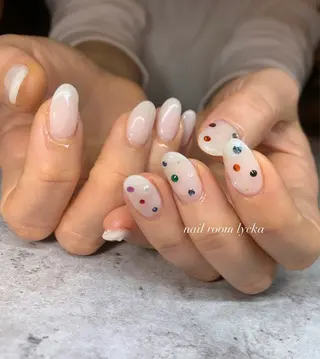 ネイル ﾈｲﾙﾙｰﾑﾘｯｶ 𝐦𝐚𝐲𝐮のネイルデザイン