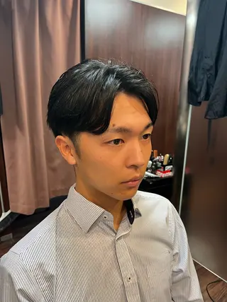 ミディアム ヒロ銀座バーバーショップ大宮店所属・ヒロ銀座メンズカット 酒井悠成のヘアスタイル