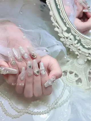 ネイル Arowa 伊田のネイルデザイン