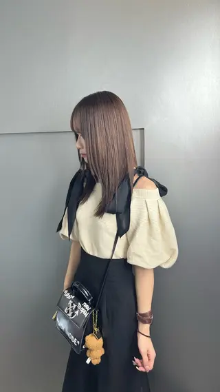 セミロング 韓国風艶カラー 🇰🇷🩶/REIのヘアスタイル